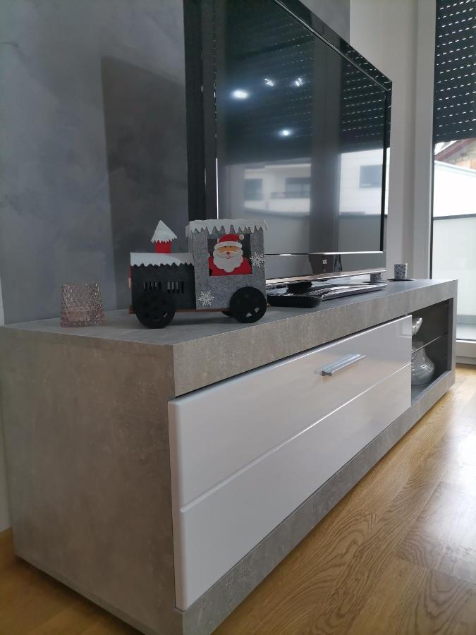 סומבור Apartman Mima מראה חיצוני תמונה